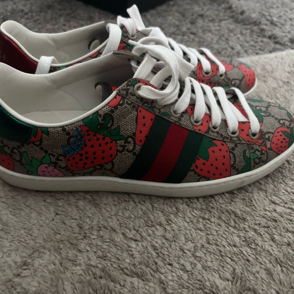 Women gucci shoes